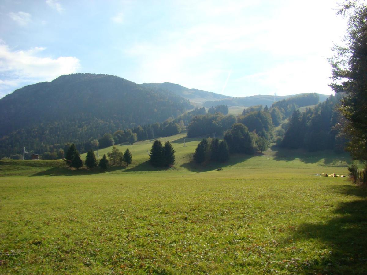 Au Calme Face Aux Montagnes Dans Station De Apartment *