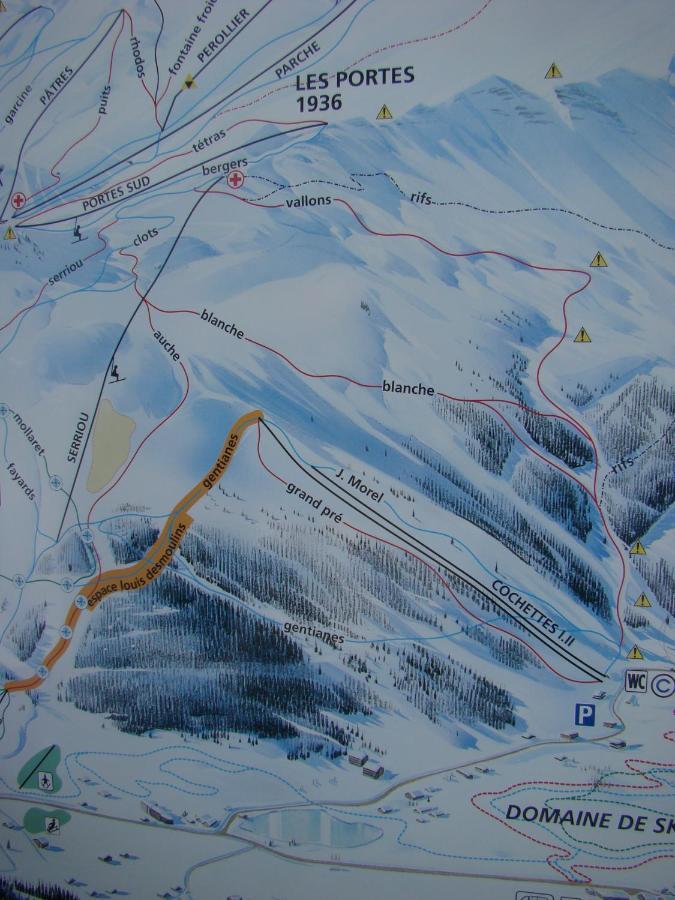 Apartment Au Calme Face Aux Montagnes Dans Station De